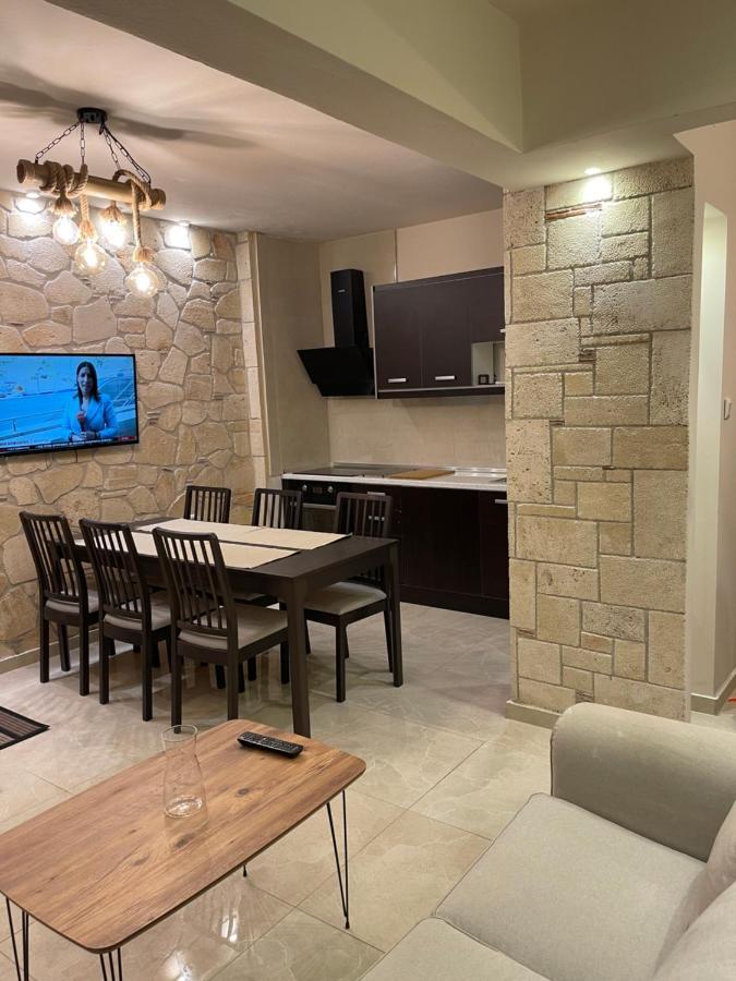 Stone 2 Apartament *